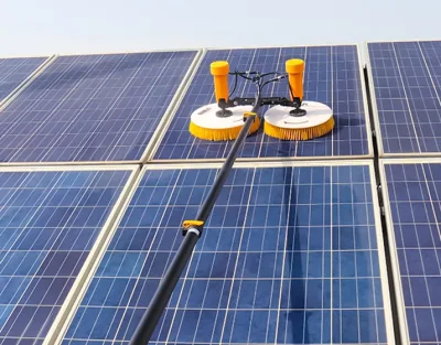 Kits de cepillo de limpieza eléctrico de panel solar de doble cabezal eléctrico